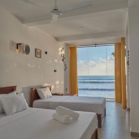 Kings Bay Beach Resort 高尔 外观 照片