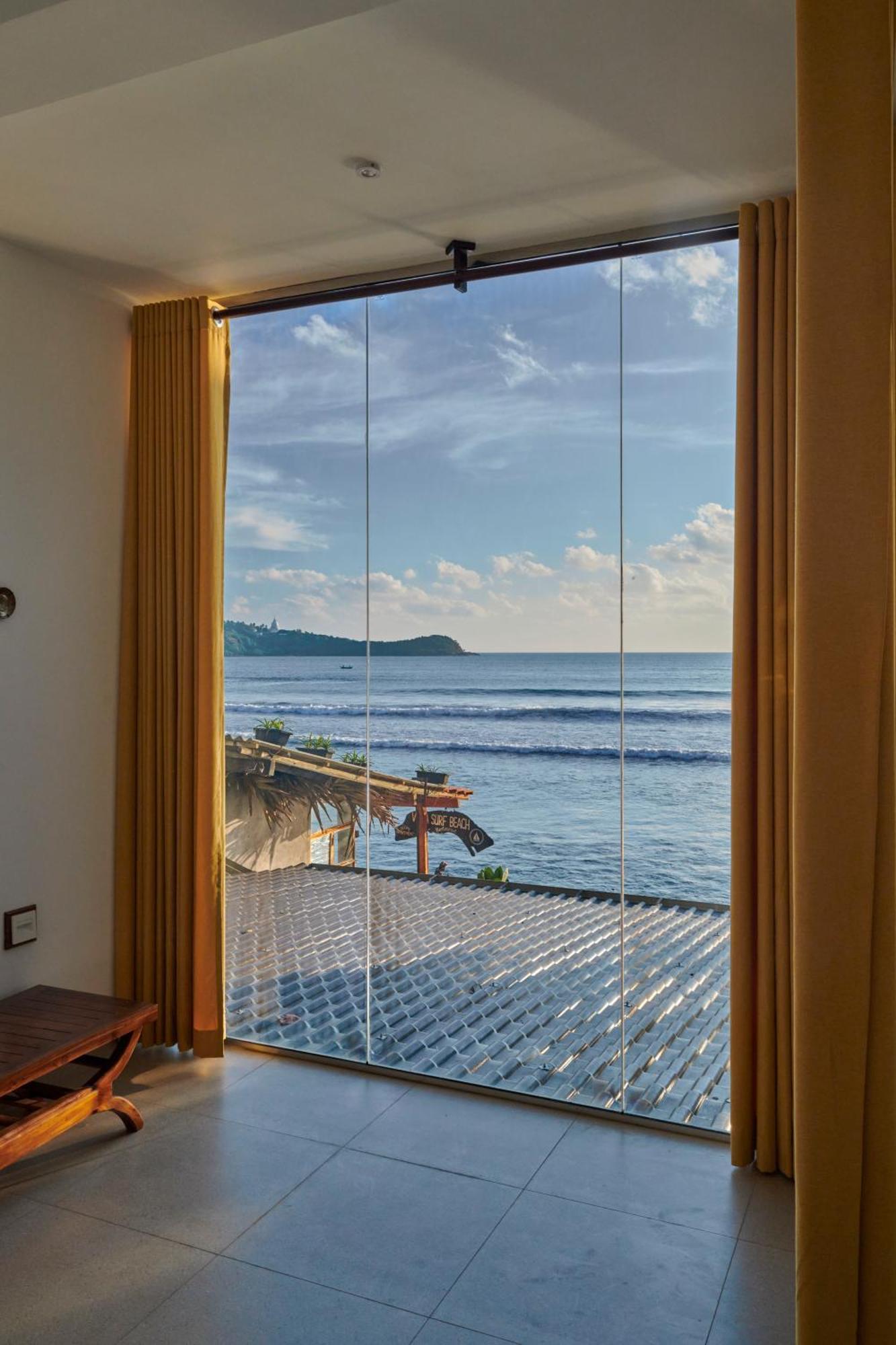 Kings Bay Beach Resort 高尔 外观 照片