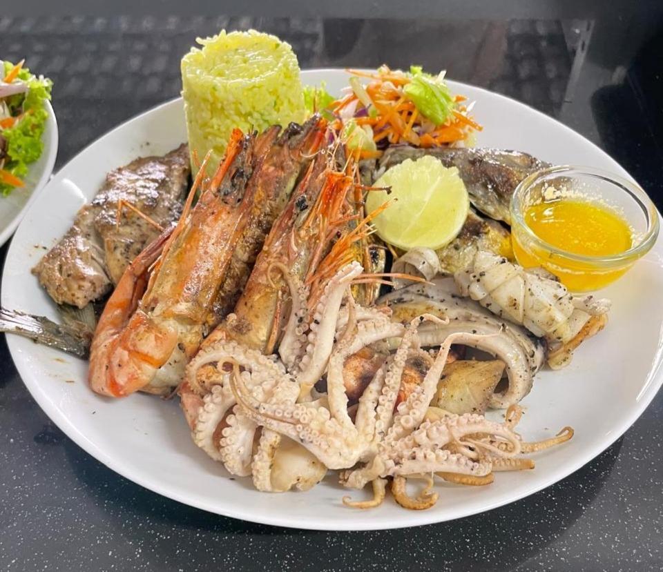 Kings Bay Beach Resort 高尔 外观 照片