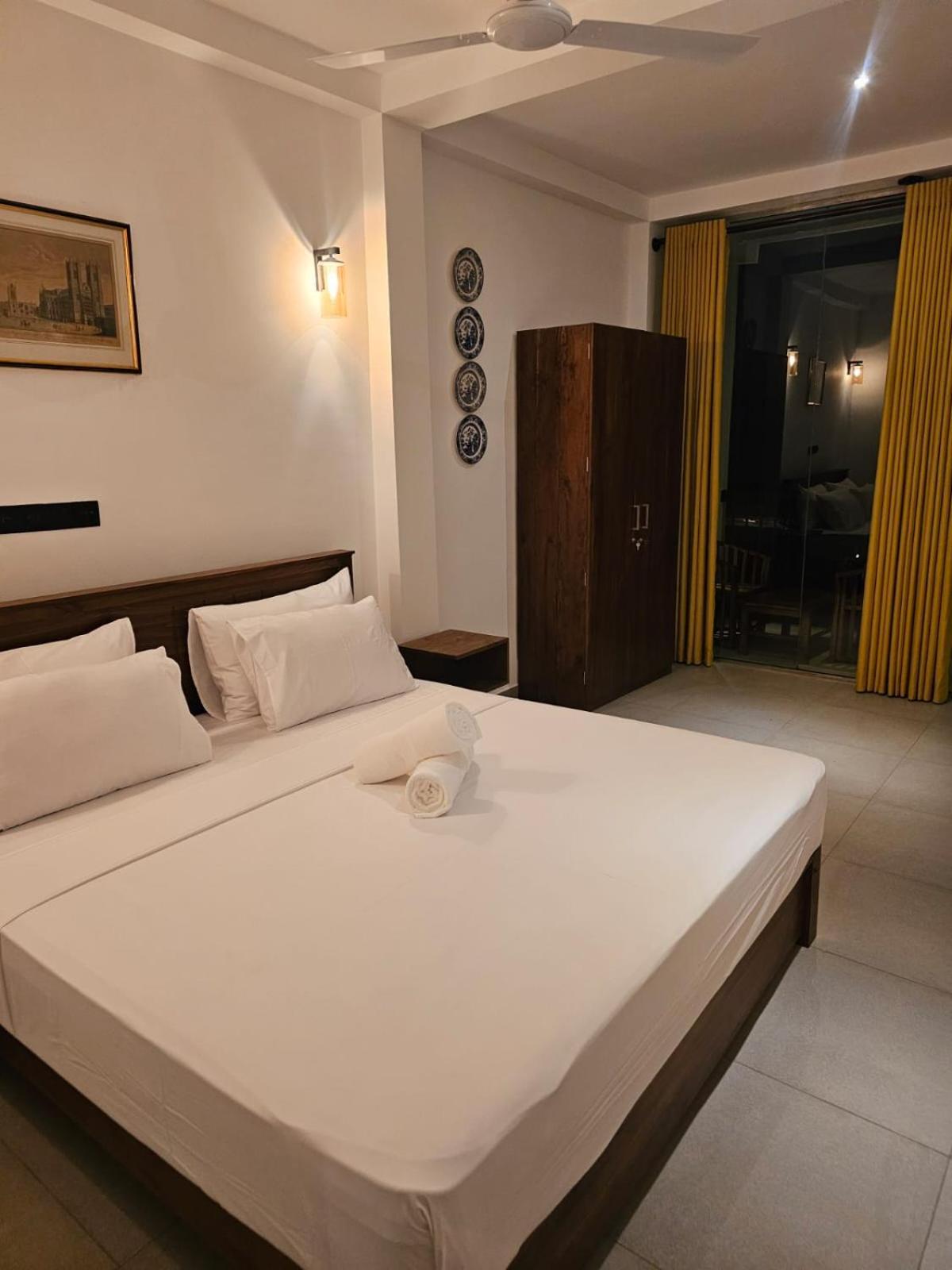Kings Bay Beach Resort 高尔 外观 照片