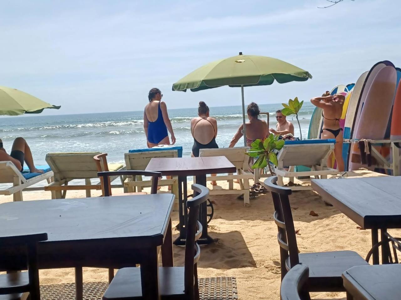 Kings Bay Beach Resort 高尔 外观 照片