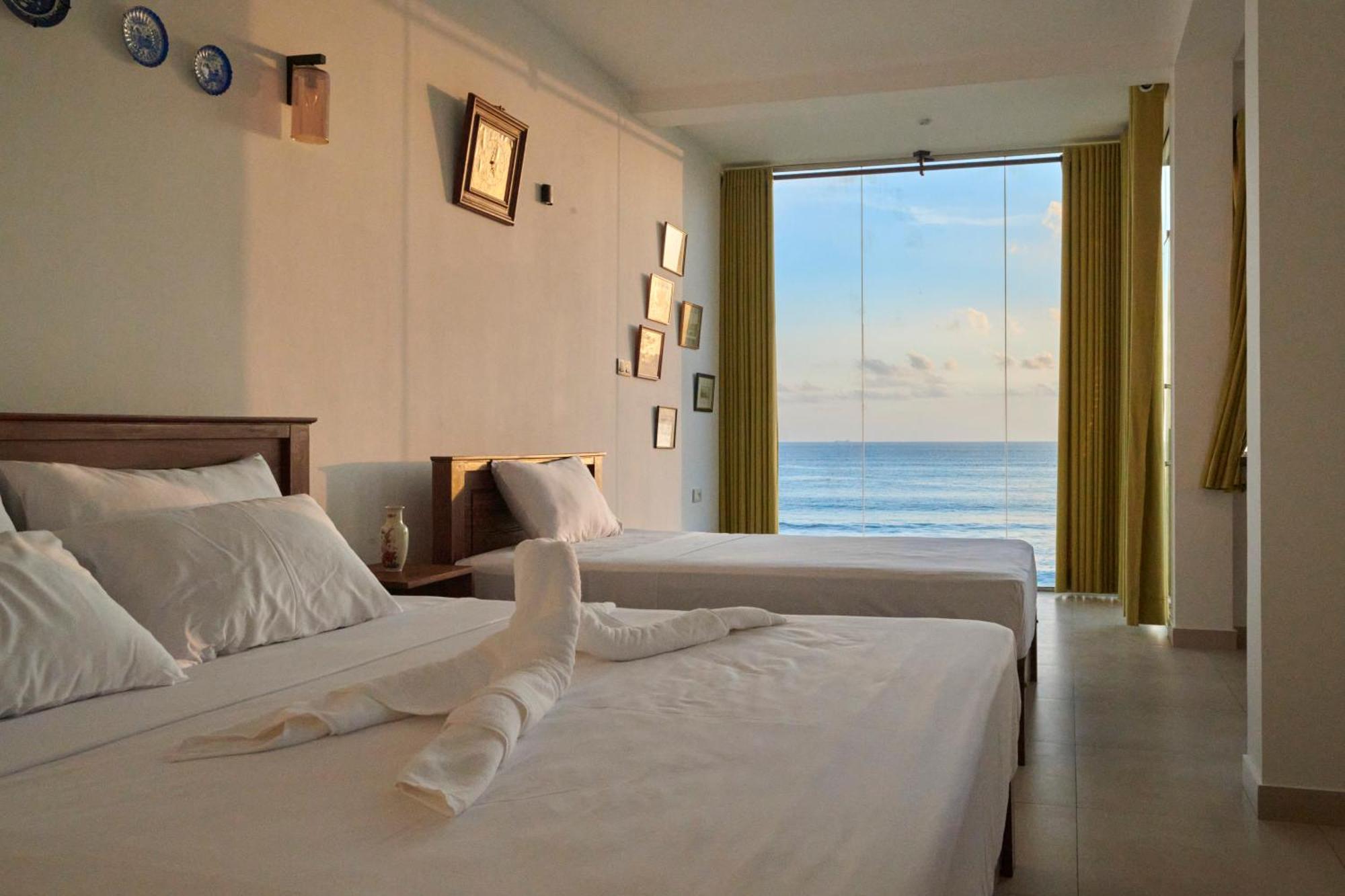 Kings Bay Beach Resort 高尔 外观 照片